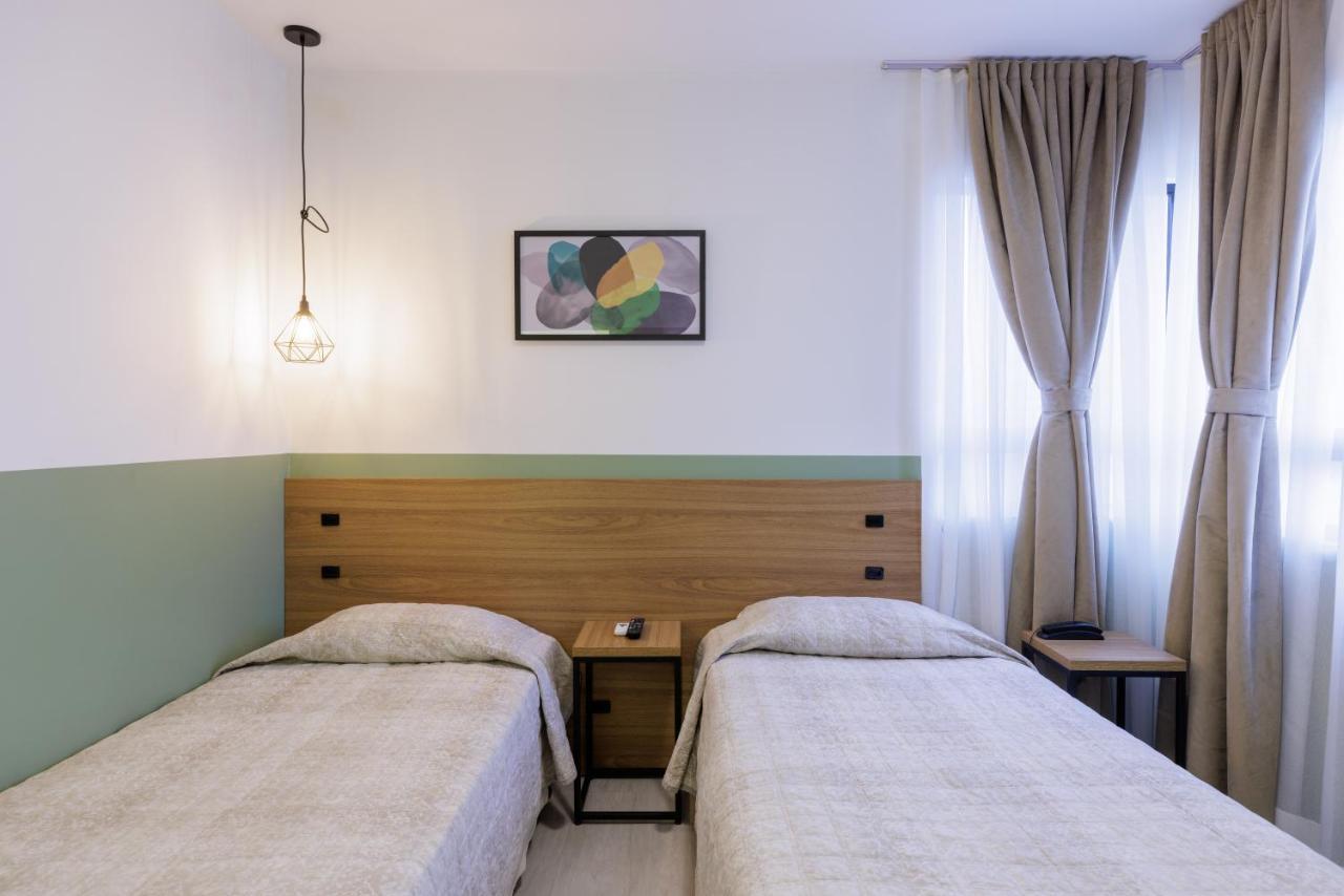 Le Village Flats E Hotel Joinville Esterno foto